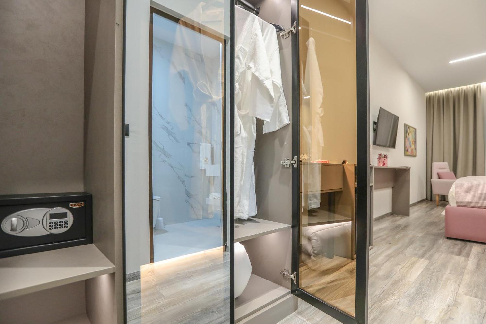 Hotel Dirista Szkodra Zewnętrze zdjęcie
