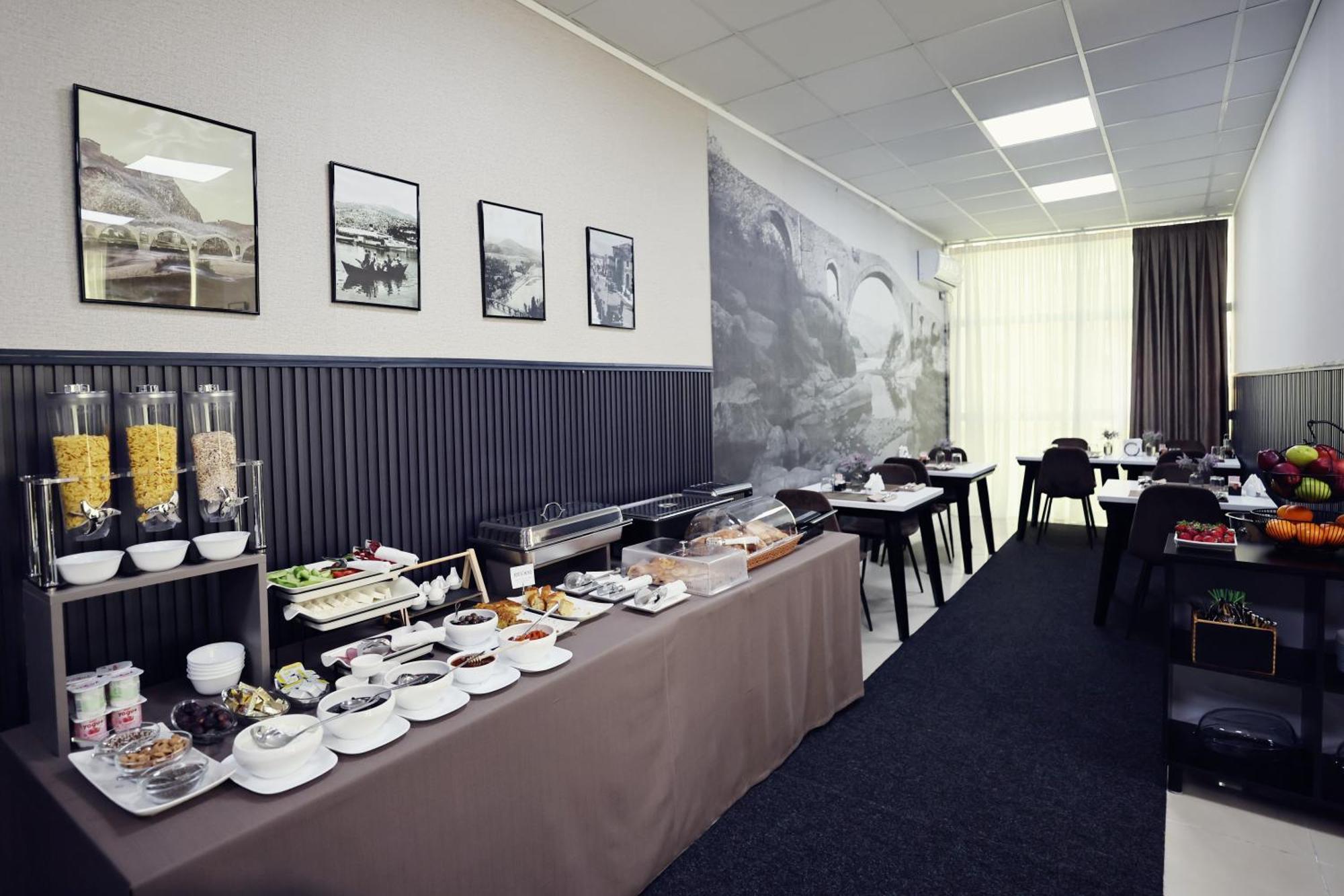 Hotel Dirista Szkodra Zewnętrze zdjęcie